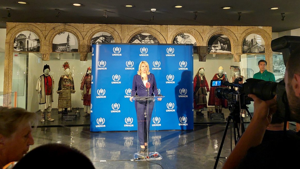 Међународни дан избеглица – отворена изложба „Шта су понели са собом“