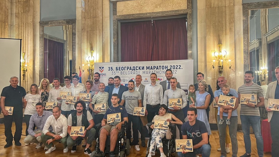Министарству уручена захвалница за посебан допринос у одржавању 35. Београдског маратона