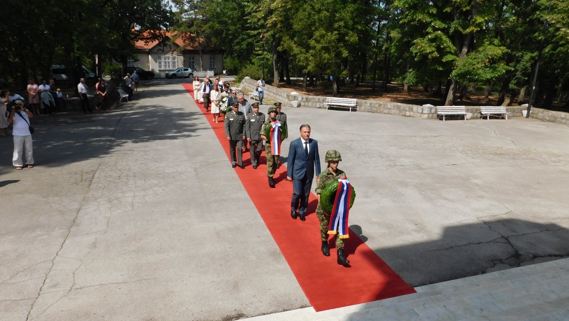 Обележена 101. годишњицa смрти краља Петра Првог Карађорђевића 