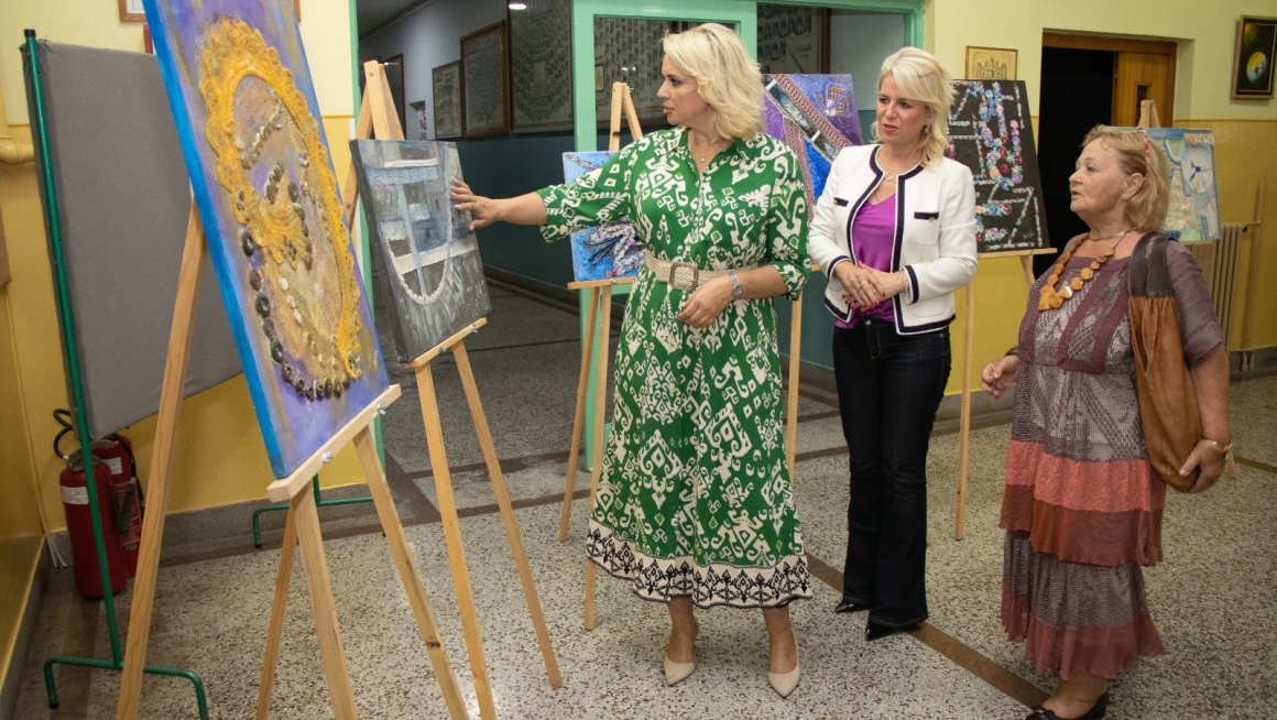 Немерљив допринос жена у очувању традиције и културе