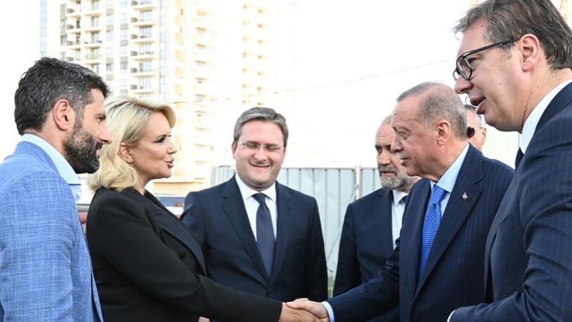 Вучић и Ердоган обишли градилиште Куле Београд у Београду на води