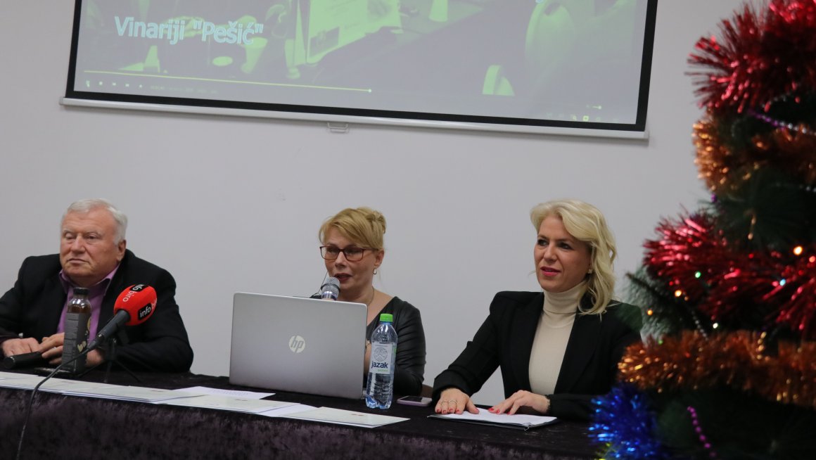 Заједничким радом стварамо Србију без баријера: Помоћница министра Биљана Барошевић на годишњој свечаности Савеза слепих Србије