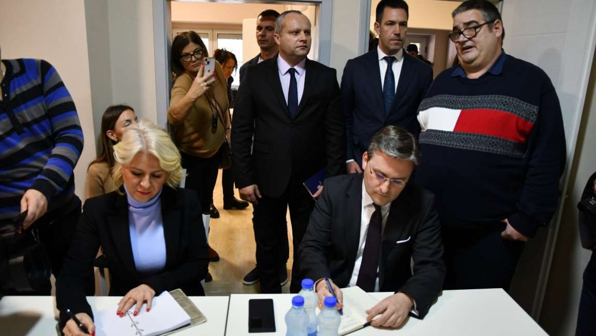 Јачање _подршке предузећима која запошљавају особе са инвалидитетом