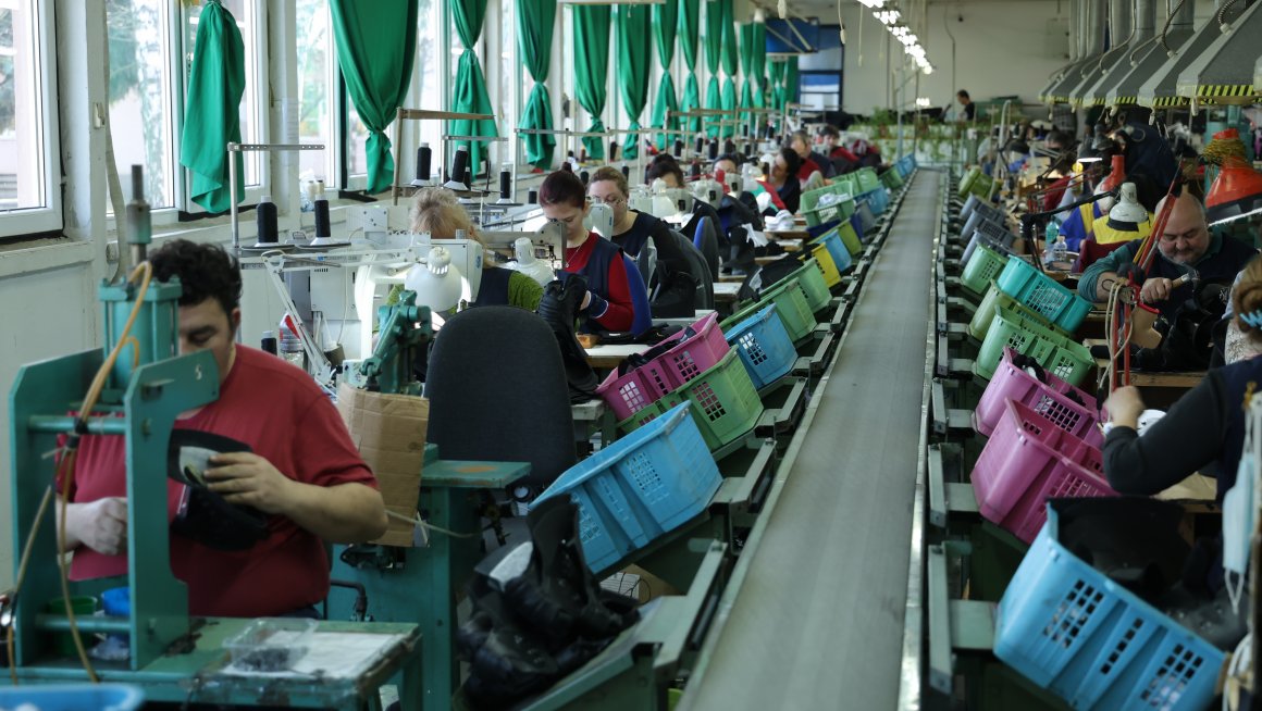 ПРЕДУЗЕЋИМА ЗА ПРОФЕСИОНАЛНУ РЕХАБИЛИТАЦИЈУ И ЗАПОШЉАВАЊЕ ОСОБА СА ИНВАЛИДИТЕТОМ 625 МИЛИОНА ДИНАРА