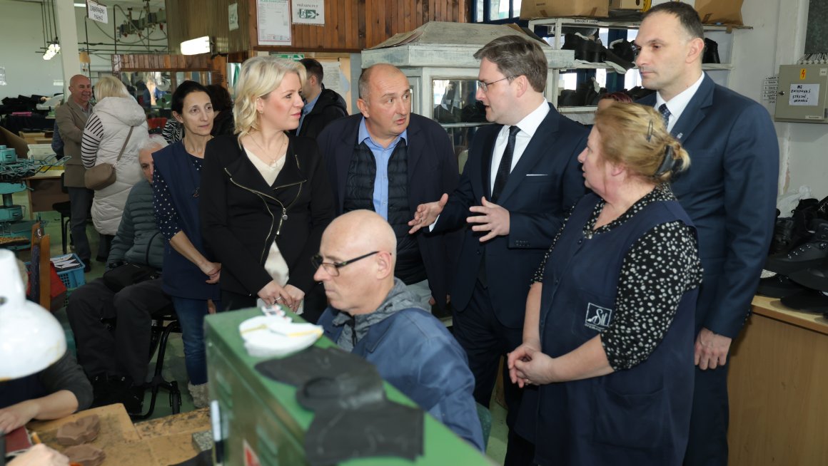 ПРЕДУЗЕЋИМА ЗА ПРОФЕСИОНАЛНУ РЕХАБИЛИТАЦИЈУ И ЗАПОШЉАВАЊЕ ОСОБА СА ИНВАЛИДИТЕТОМ 625 МИЛИОНА ДИНАРА