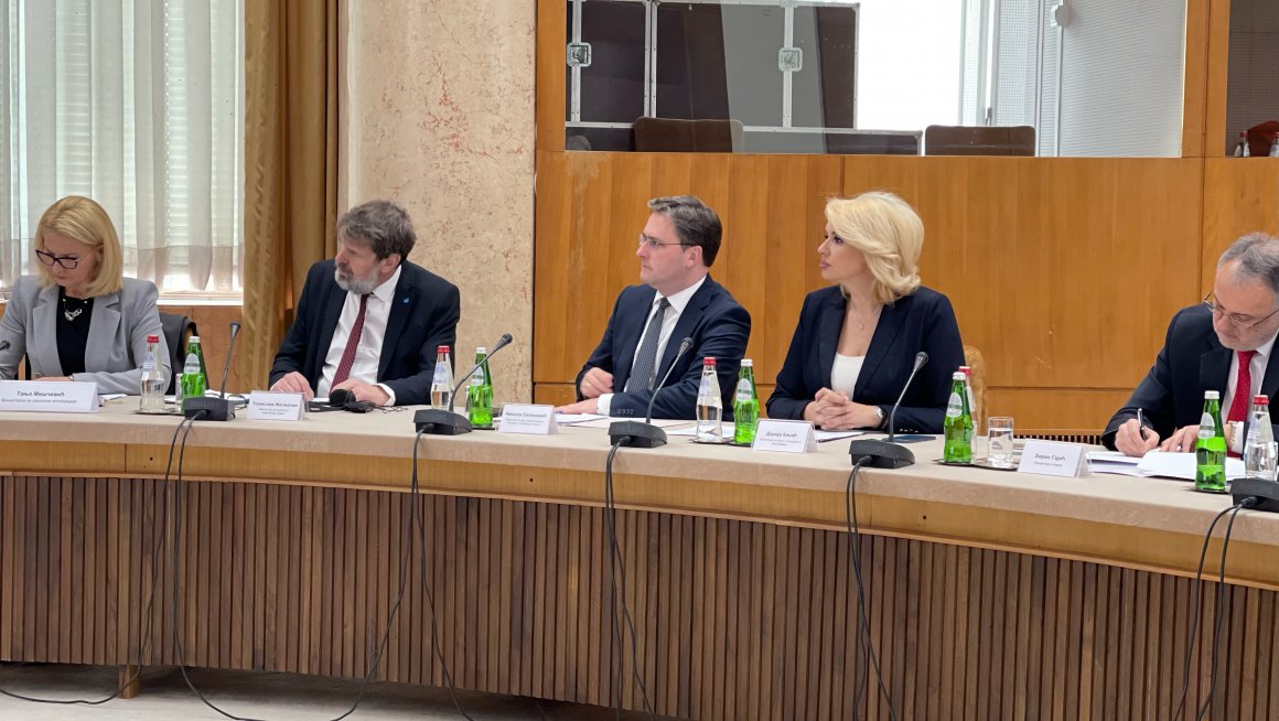 СЕЛАКОВИЋ: ПРИОРИТЕТ СРБИЈЕ ЈЕ ЗАПОШЉАВАЊЕ МЛАДИХ