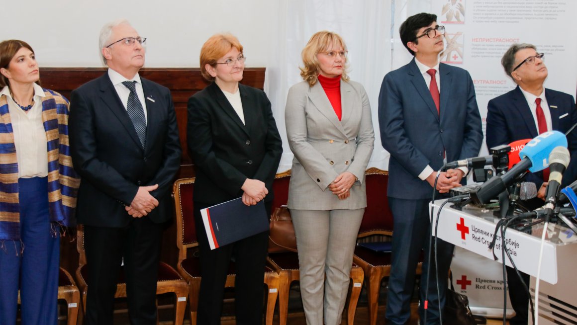 Министартсво за подршку програмима Црвеног крста Србије издвојило 535 милиона динара