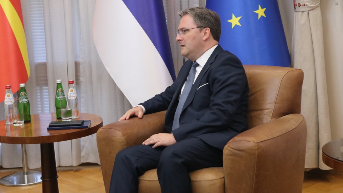 Селаковић: Значајна улога два Министарства у успостављању система јединствених радних дозвола за грађане Србије и С. Македоније