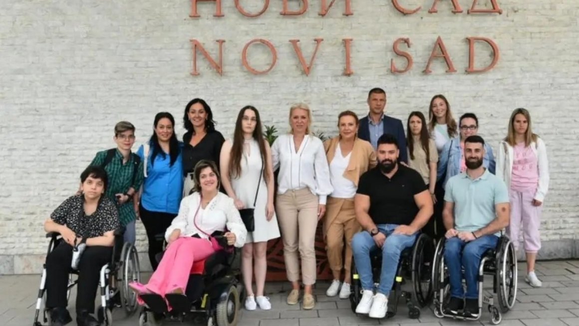 Барошевић у Новом Саду поводом Међународног дана младих.