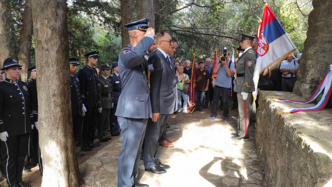 Положени венци у Агиос Матеосу