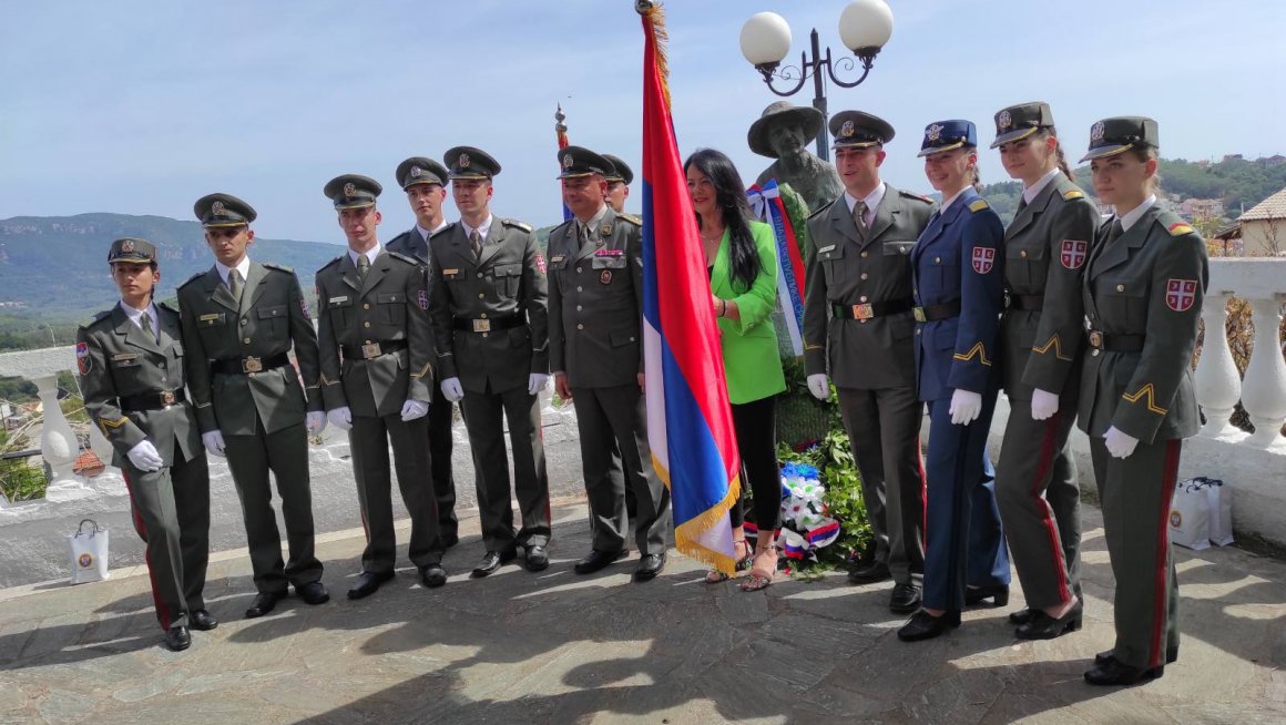 Положени венци у Агиос Матеосу