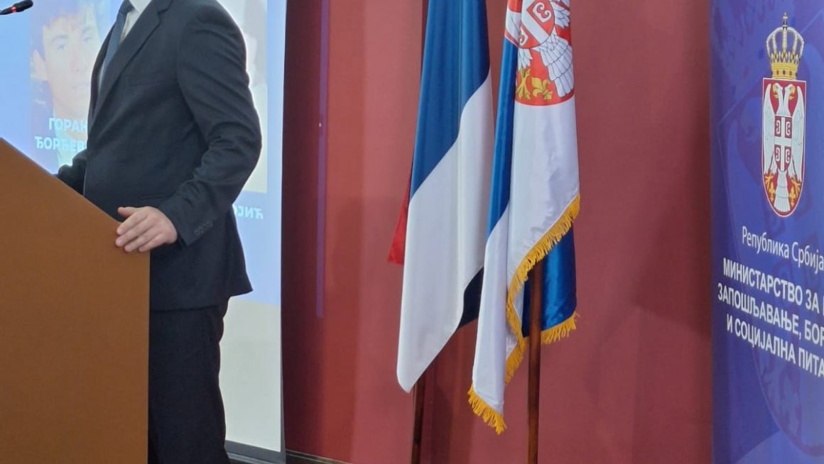 Селаковић уручио 53 борачке споменице борцима из општина Бујановац, Прешево и Трговиште