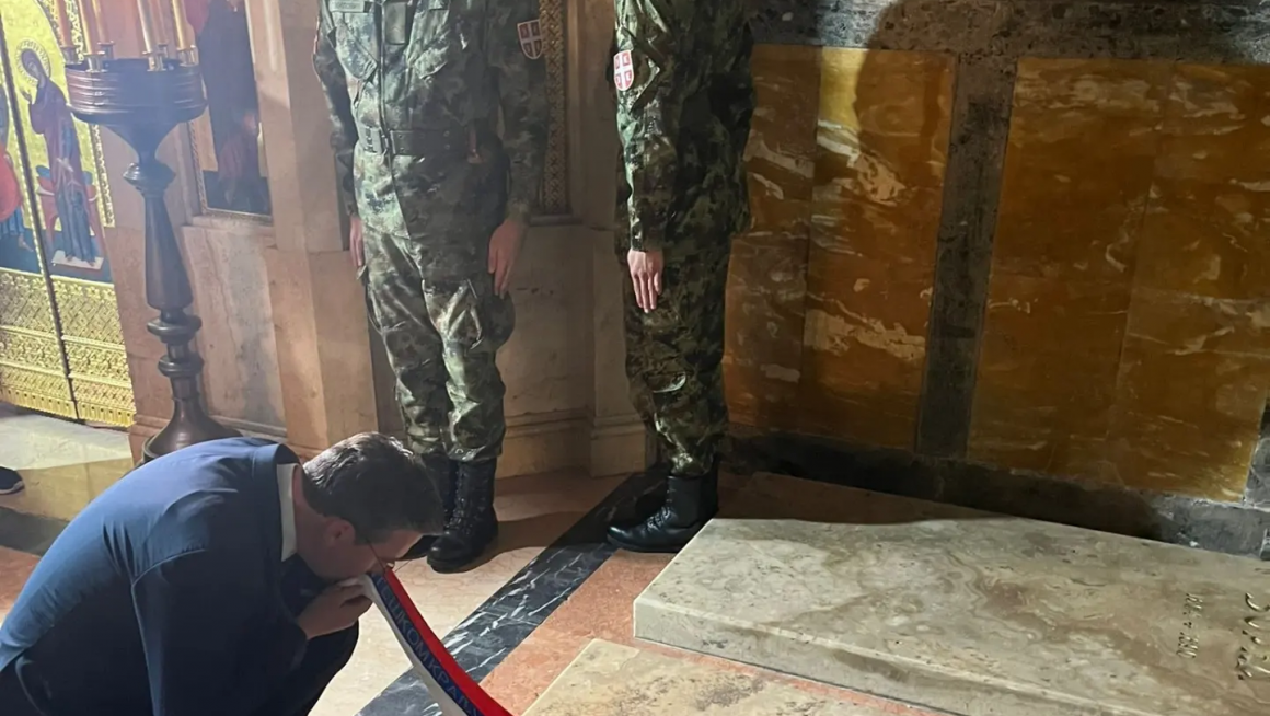 Министар Селаковић на обележавању 89. годишњице смрти краља Александра Првог Карађорђевића