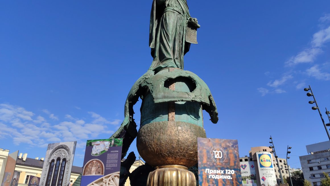 Министар Селаковић отворио изложбу „Владарске задужбине Немањића“ на Савском тргу