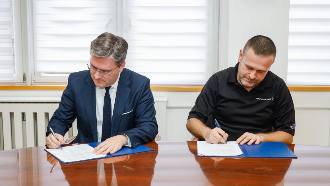 Министар Селаковић потписао Споразум о преузимању интернет странице www.prvisvetskirat.rs