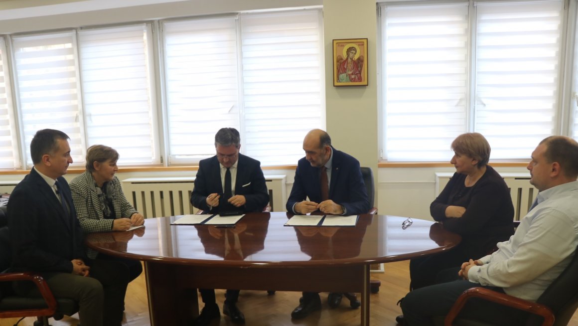 Министарство и Синдикат потписали Споразум о мерама за побољшање положаја запослених у систему социјалне заштите