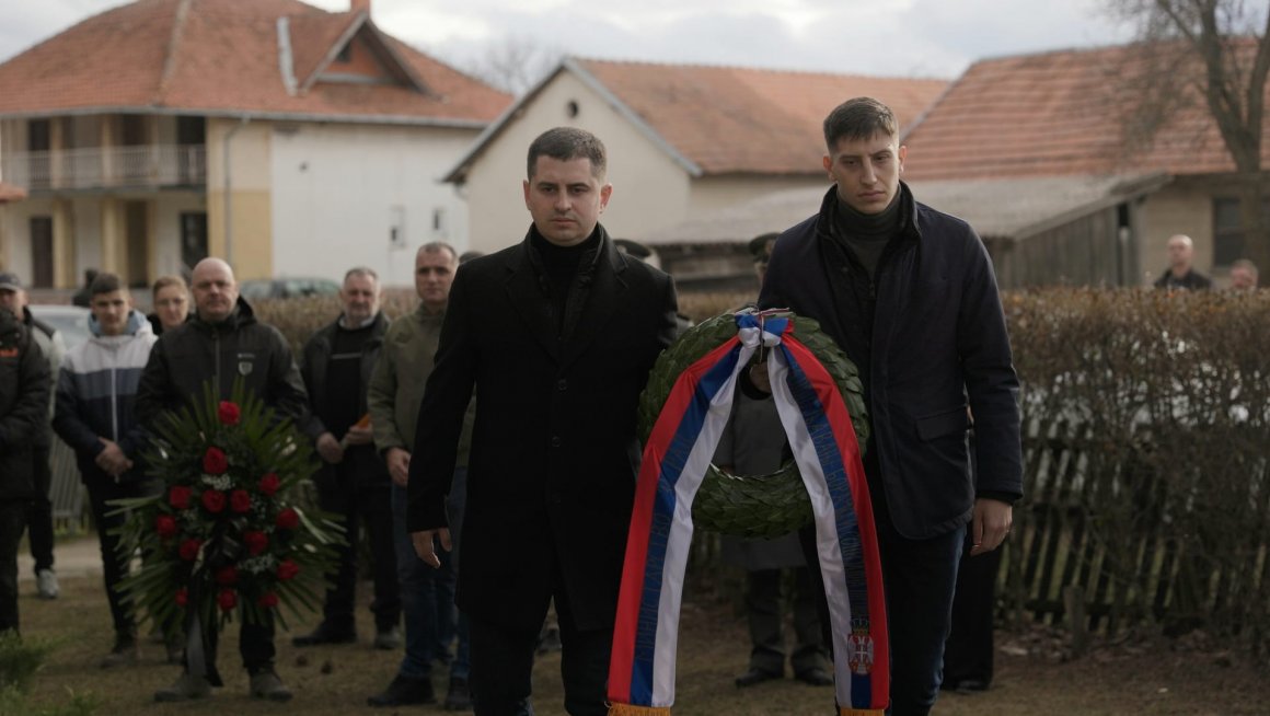 Дејан Антић и Лав Григорије Пајкић на скупу Савеза ветерана са Кошара