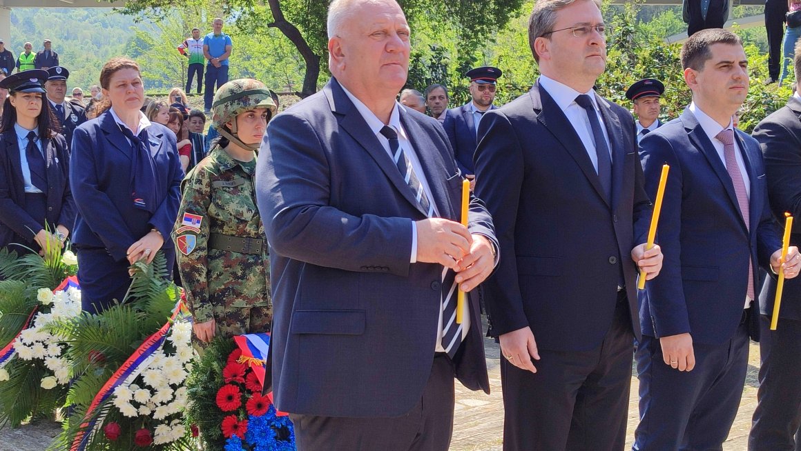 Министар Селаковић на Комеморативном скупу у Грделици