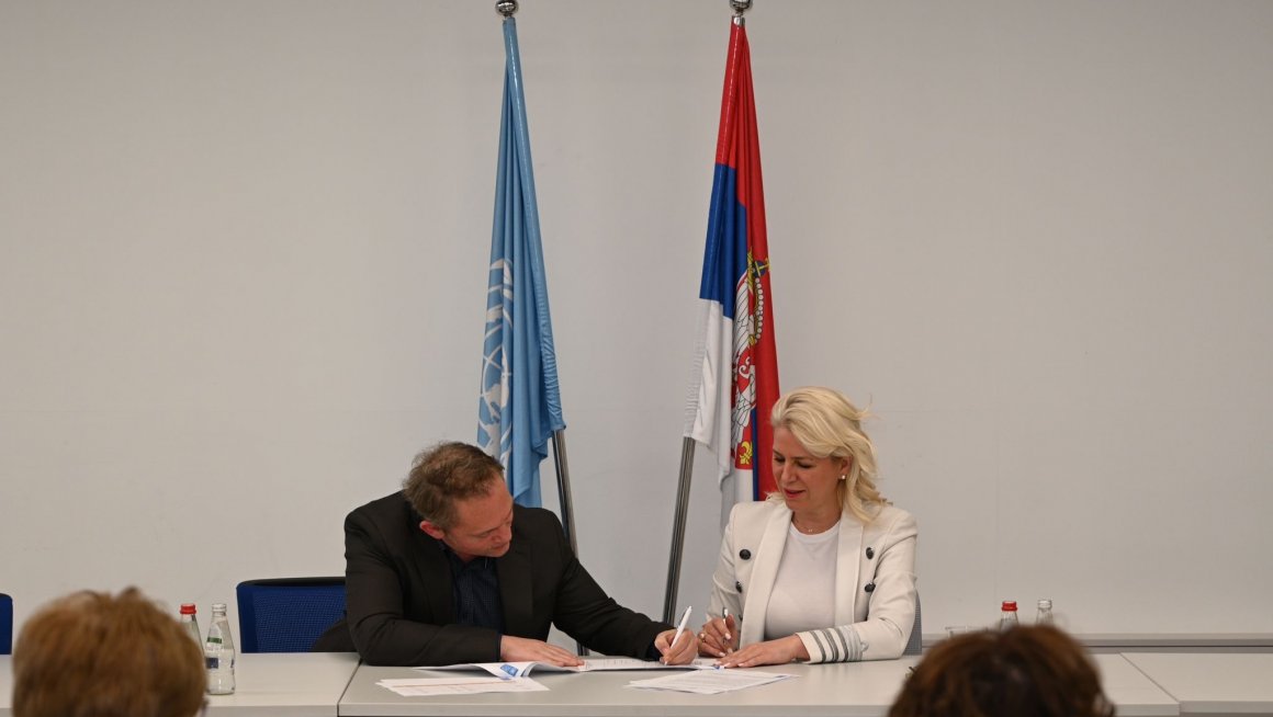 Барошевић и Јелача на додели донације Савезу глувих и наглувих Србије