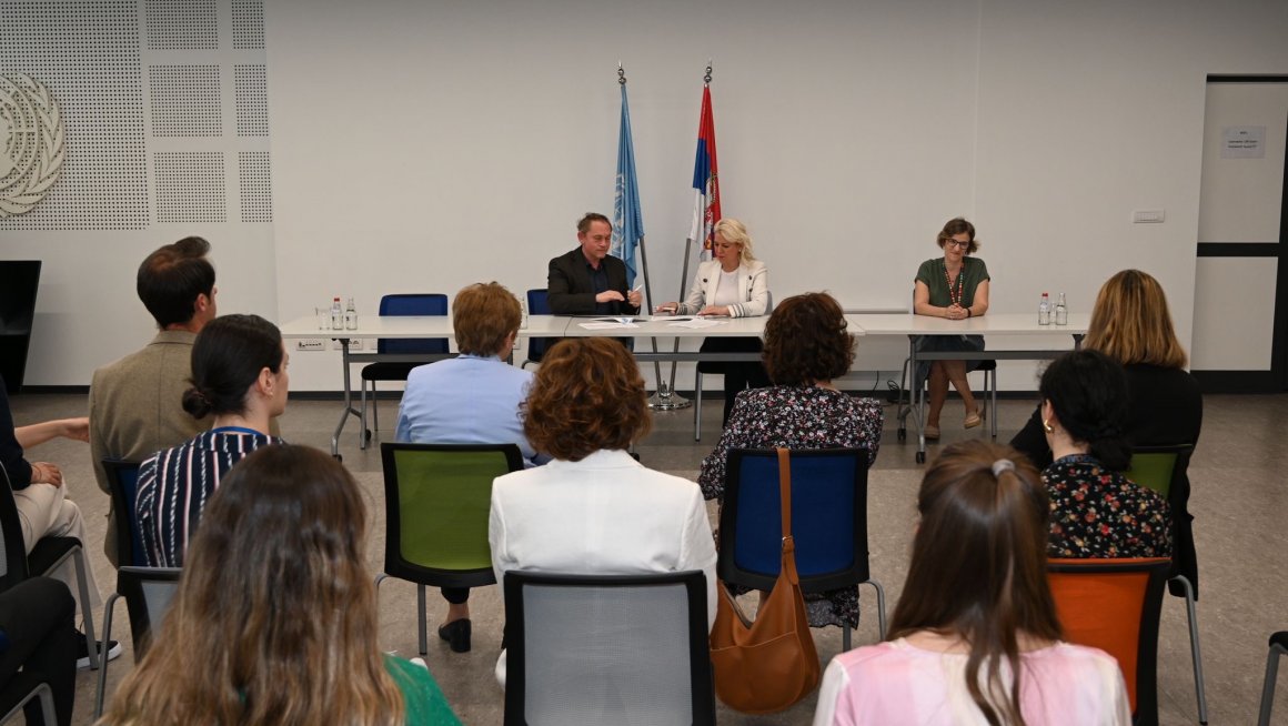 Барошевић и Јелача на додели донације Савезу глувих и наглувих Србије