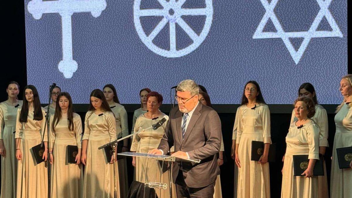 Говор министра Немање Старовића на Меморијалној академији поводом Дана сећања на жртве геноцида над Србима, Јеврејима и Ромима у Независној држави Хрватској (1941 - 1945) у Козарској Дубици