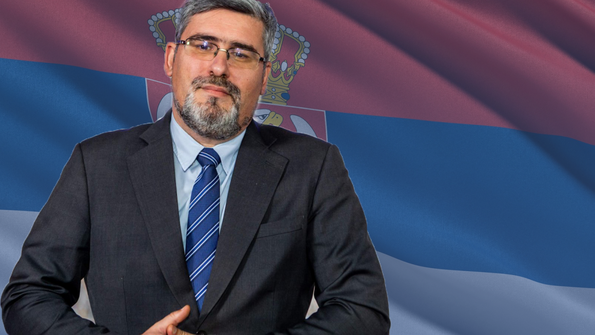 Министар Старовић честитао Курбан Бајрам