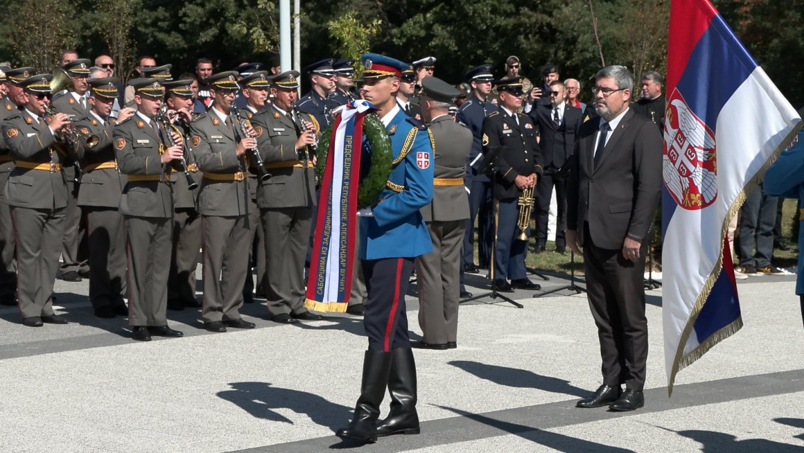 Министар Старовић на бележавању 80. годишњице од операције Халијард