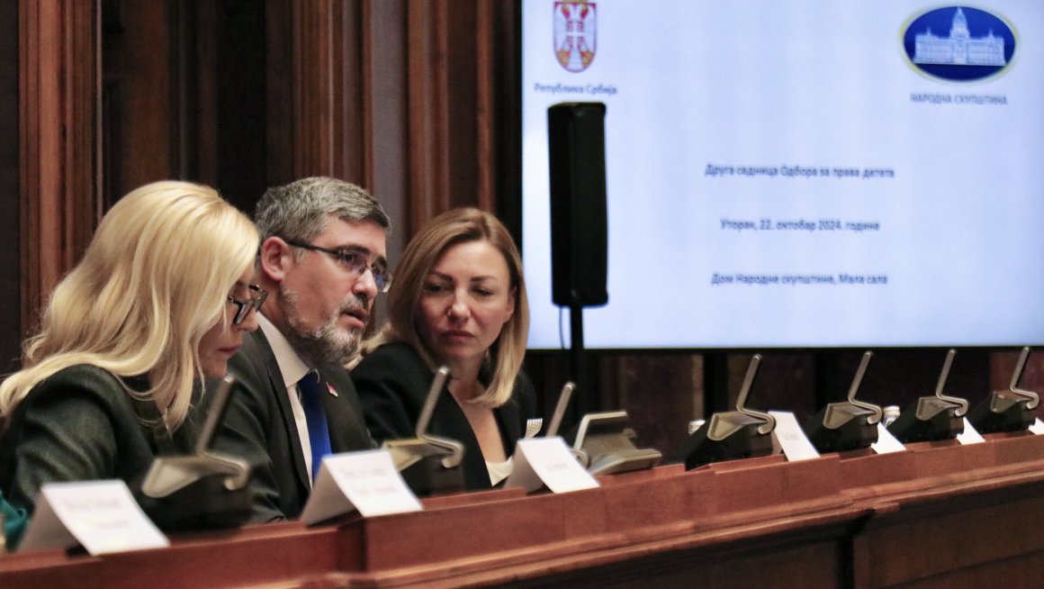 Старовић на седници  Одбора за права детета „Превенција и спречавање свих облика насиља која укључују децу“