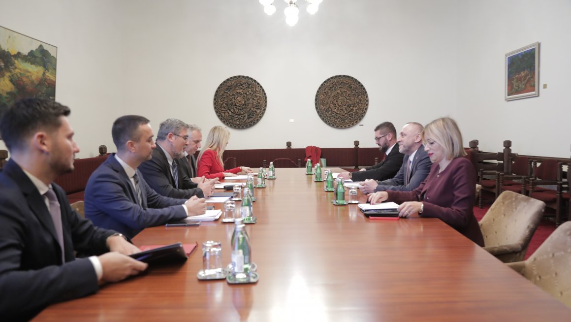 Старовић и Егић о унапређењу сарадње у области борачко – инвалидске заштите