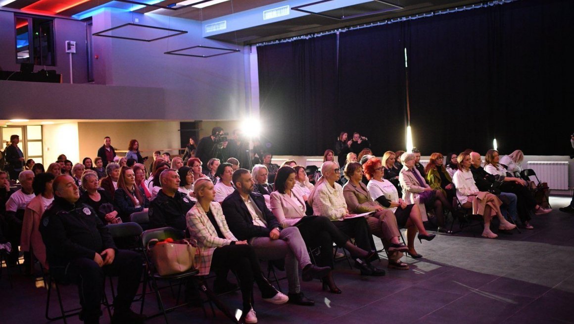 Подршка оболелима од мултипле склерозе - заједно градимо СРБИЈУ БЕЗ БАРИЈЕРА