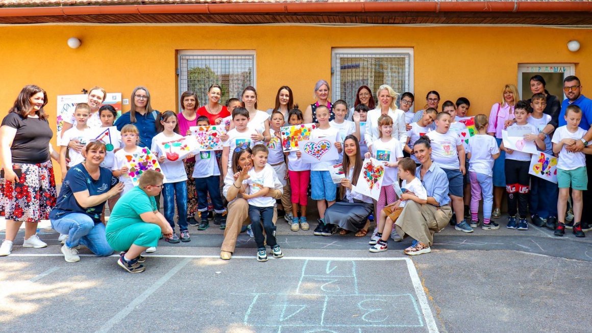 Барошевић на отварању ликовног конкурса "Инклузивна Србија" 2025 