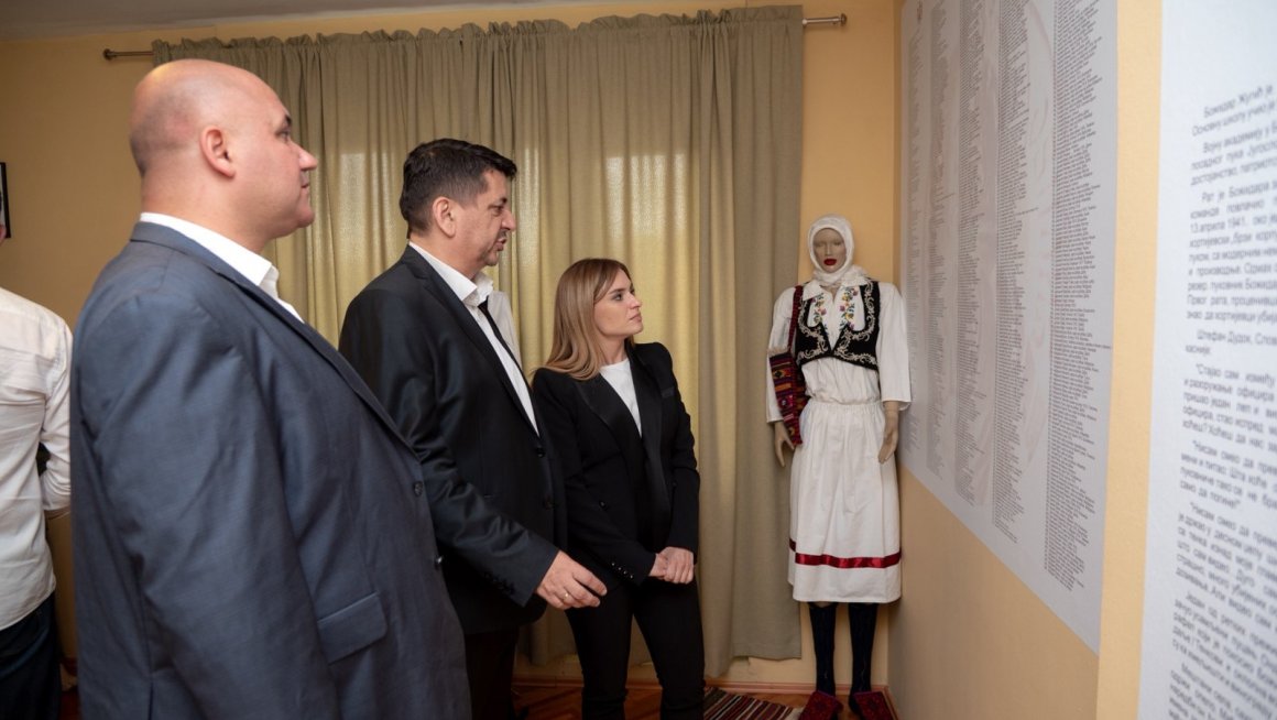 Породици Предрага Леовца уручена борачка споменица