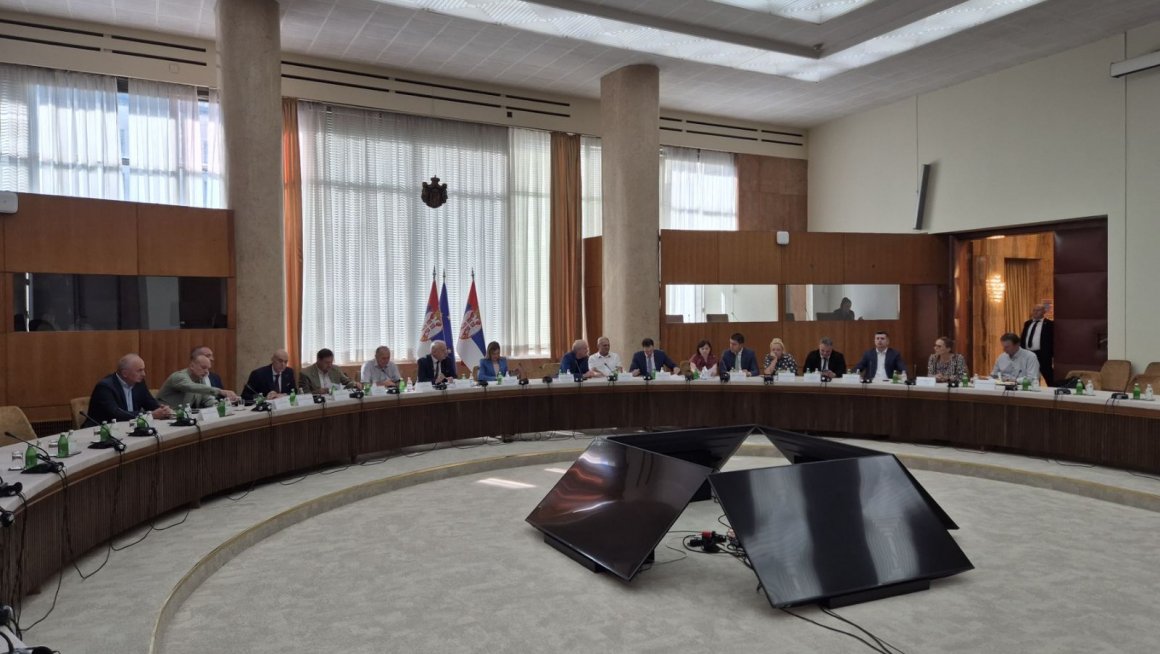 Минимална цена рада од 1. октобра износиће 500 евра