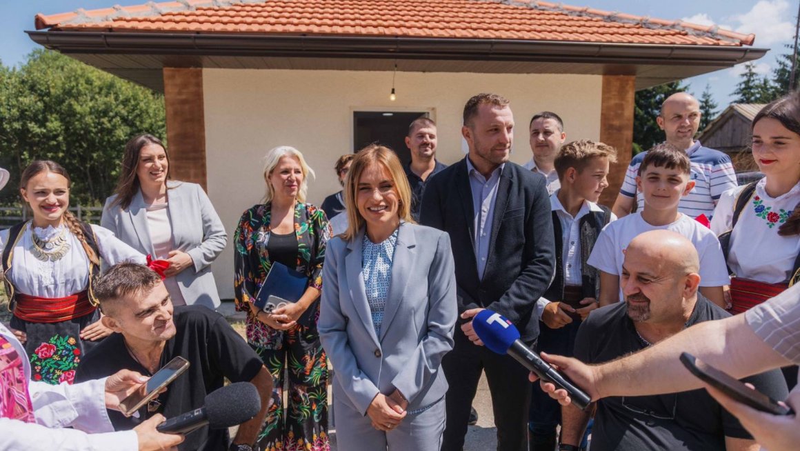 Отворен први туристички објекат у Србији за особе са инвалидитетом 