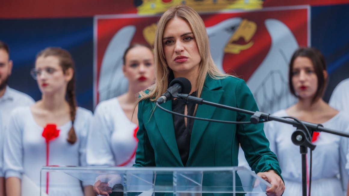 Слобода се дуго стиче, а лако губи, зато Србија мора остати вечна!