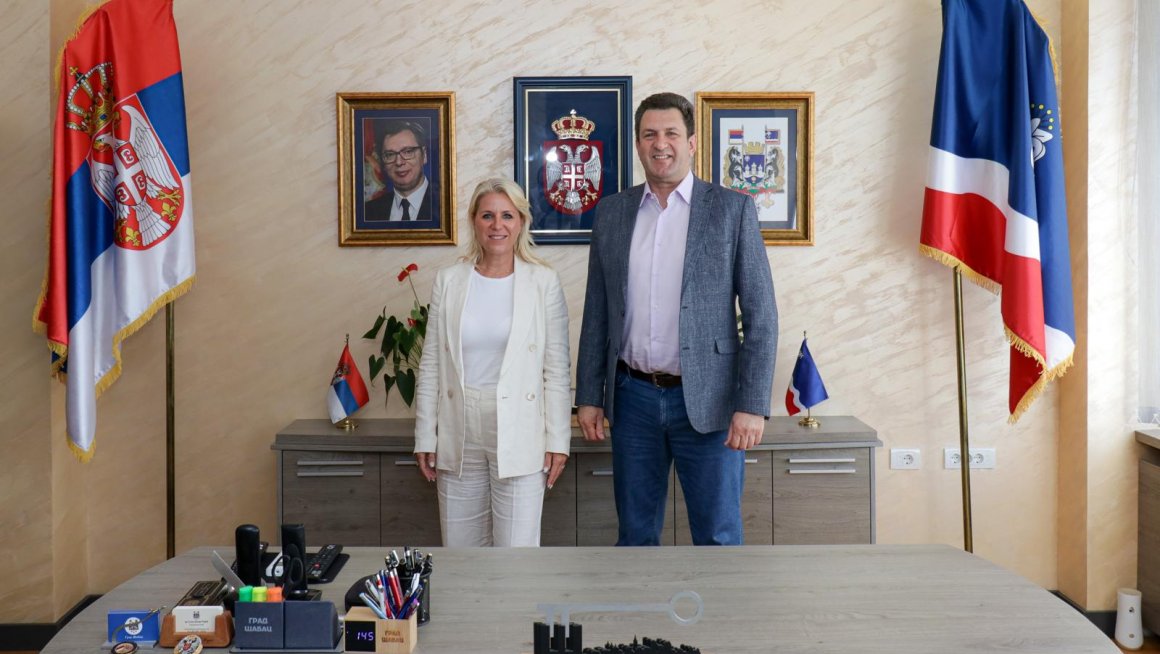 Из Установе за децу и младе Шабац кренула акција "За град који се воли"