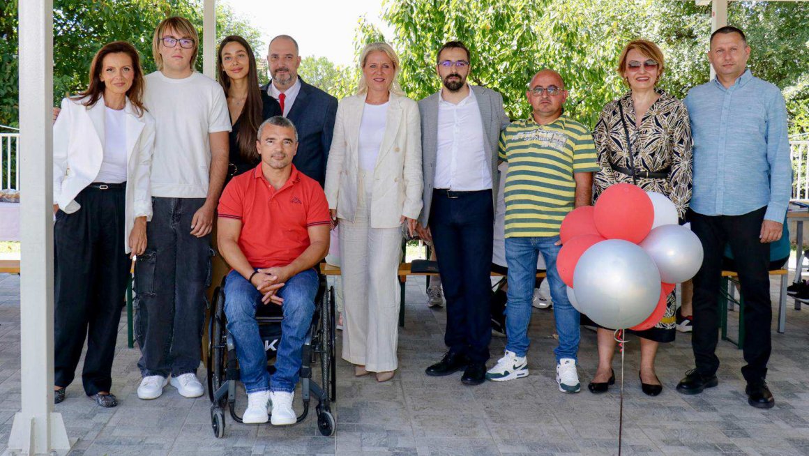 Из Установе за децу и младе Шабац кренула акција "За град који се воли"