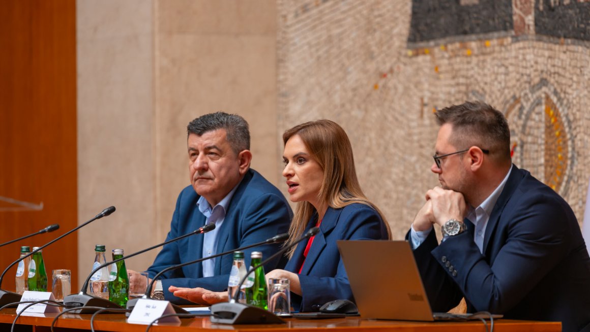 Брже и ефикасније остваривање права: Почеле обуке запослених за рад на платформи у систему СОЗИС